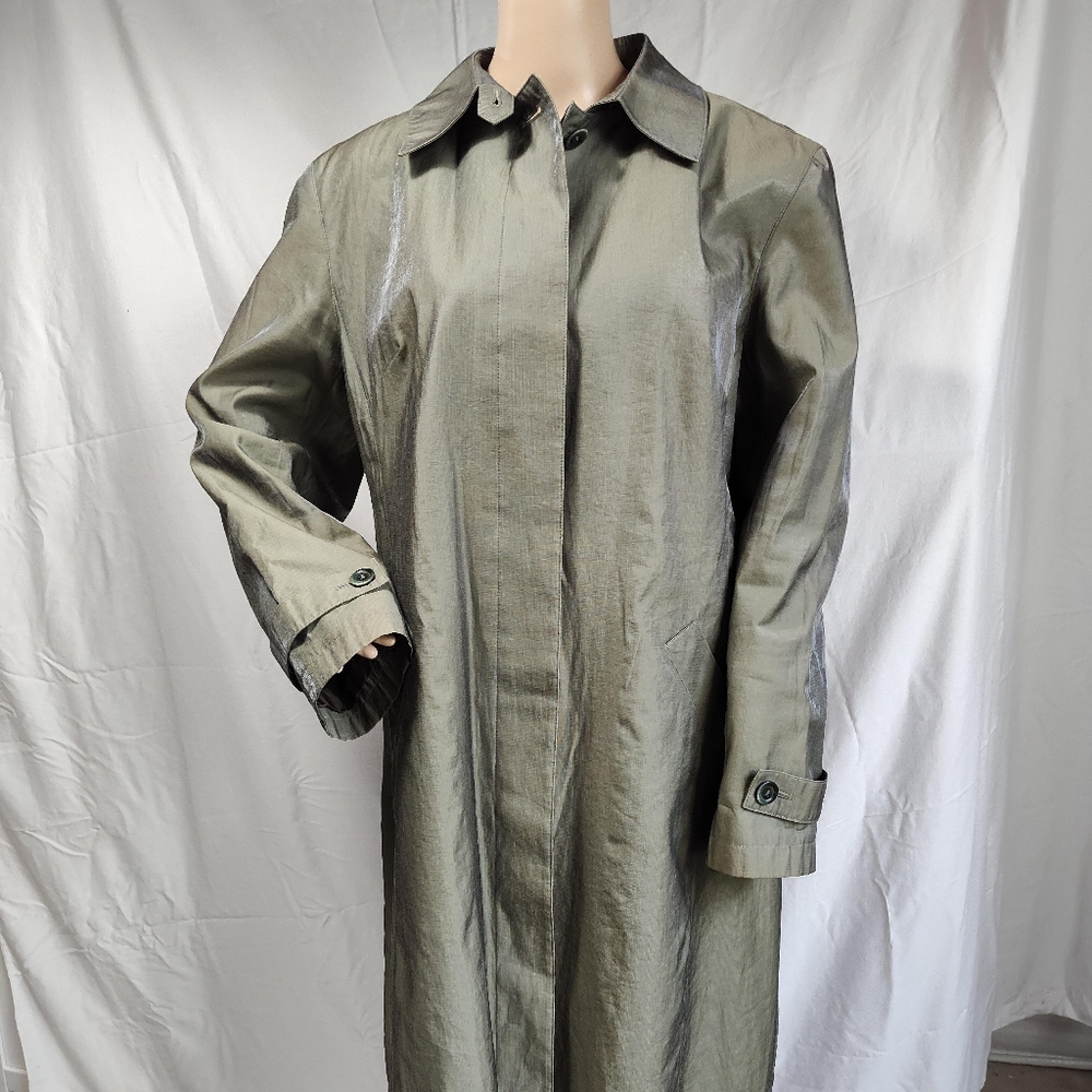 Gallery coat, XL, khaki, cotton/polyester shell.
